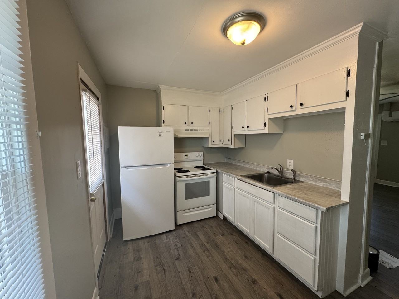 2101 Montclair Dr #3 - Photo 6 of 14