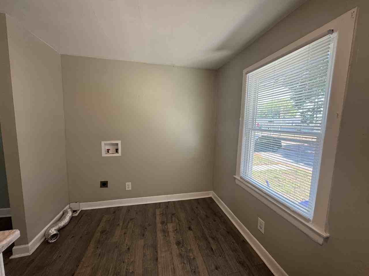 2101 Montclair Dr #3 - Photo 7 of 14