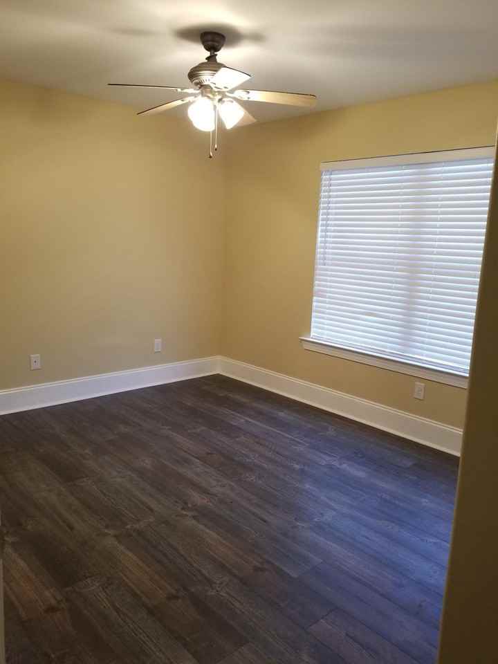 48 Ruby Ln #1 - Photo 4 of 6