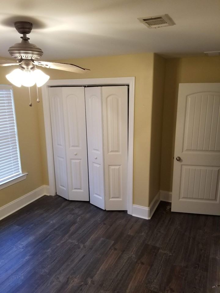 48 Ruby Ln #1 - Photo 5 of 6