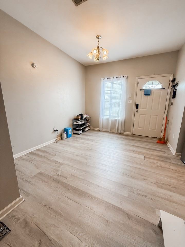 23 Old Courthouse Way #B - Photo 4 of 12