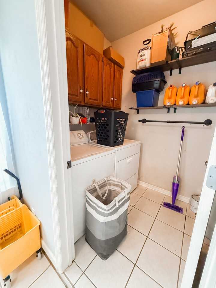 23 Old Courthouse Way #B - Photo 6 of 12