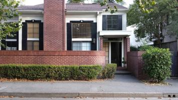 featured image of 206 2nd St