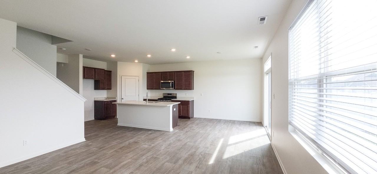 10438 Morse Place - Photo 6 of 33