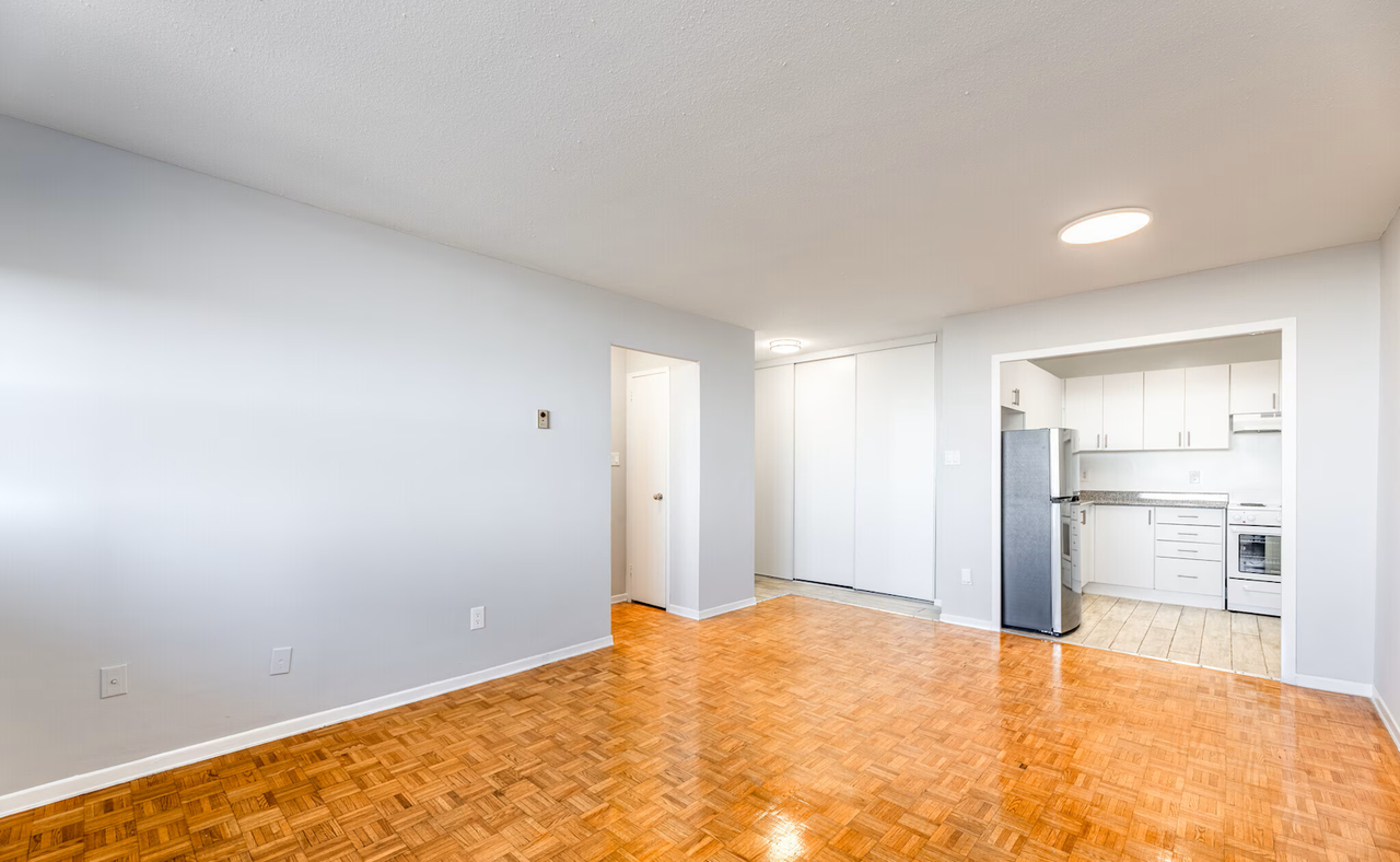 6408 Berwickshire Way - Photo 4 of 7