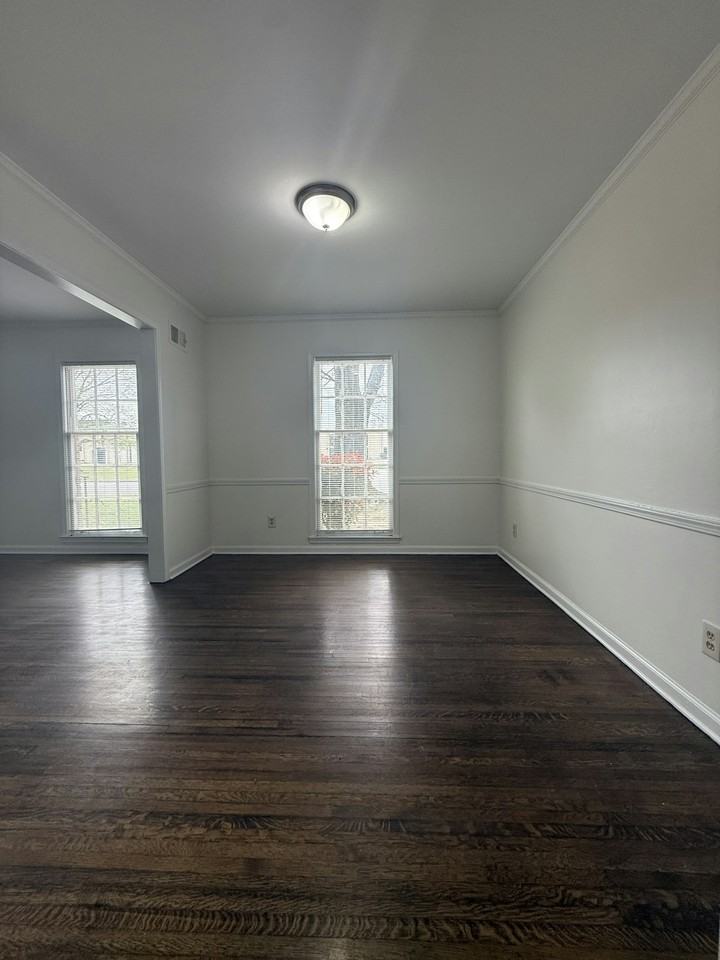 5512 Cottonwood Road - Photo 7 of 11