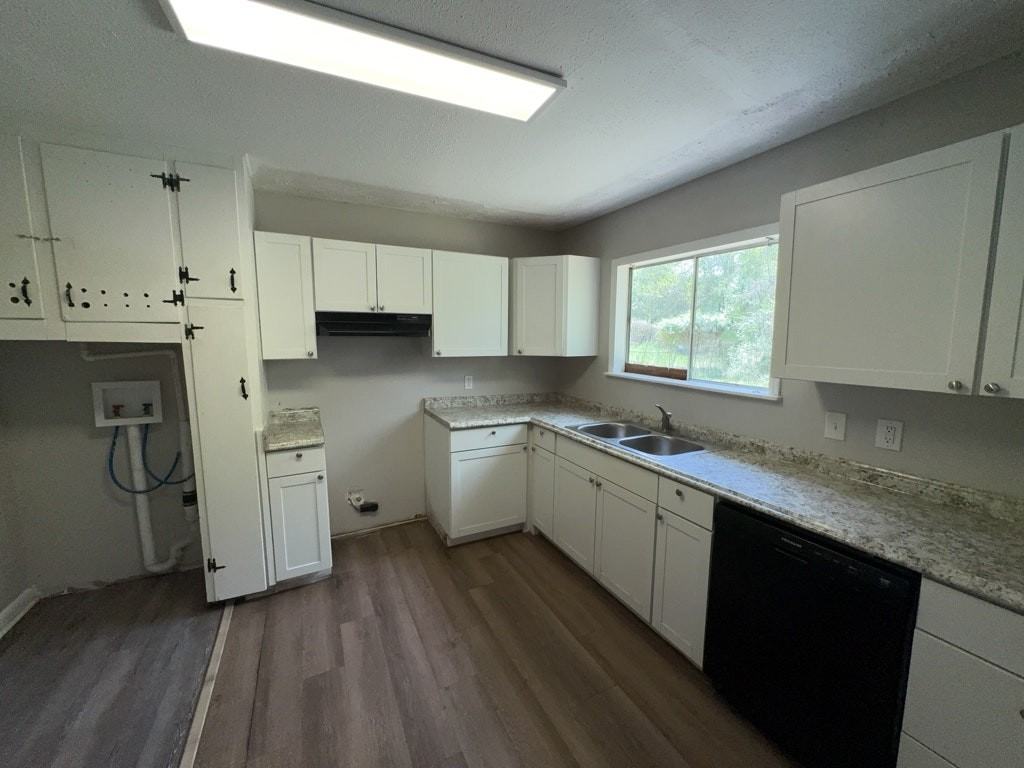 3341 Suncrest Drive - Photo 5 of 14