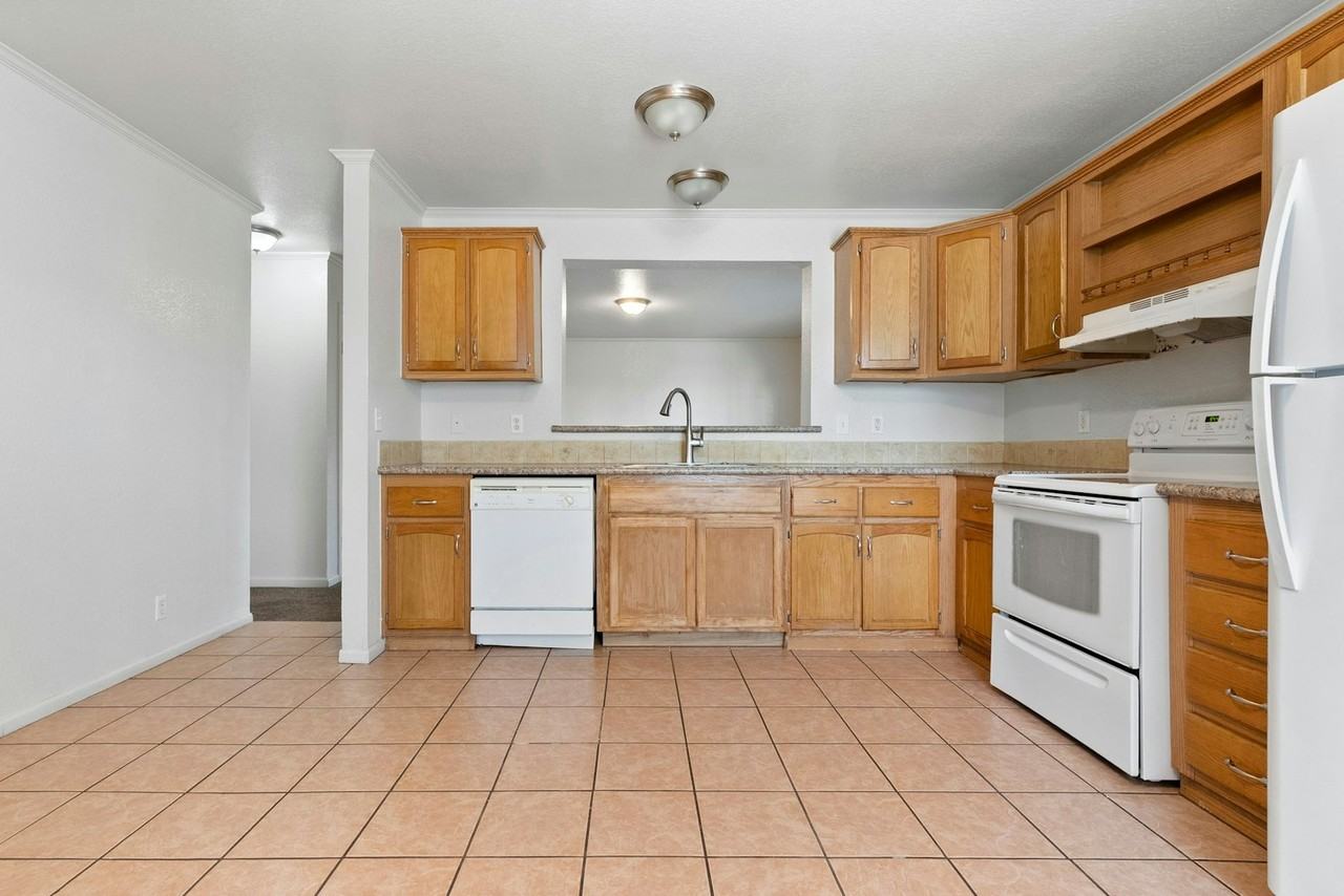 6240 East 64th Place, Unit A - Photo 5 of 16