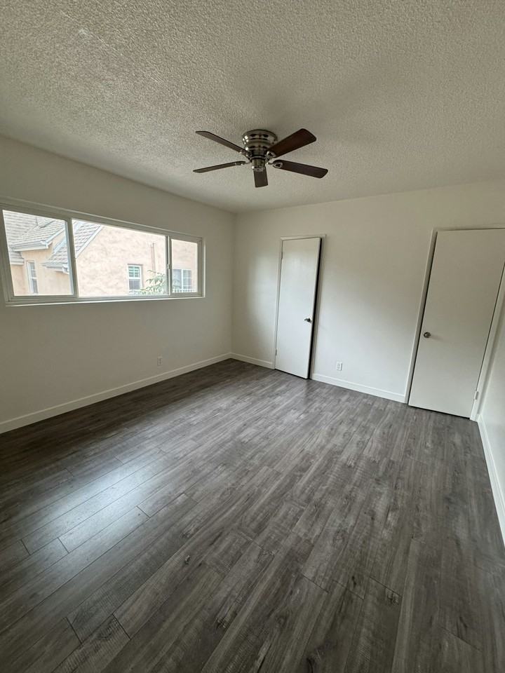 6436 Whitsett Avenue, Unit 5 - Photo 5 of 6