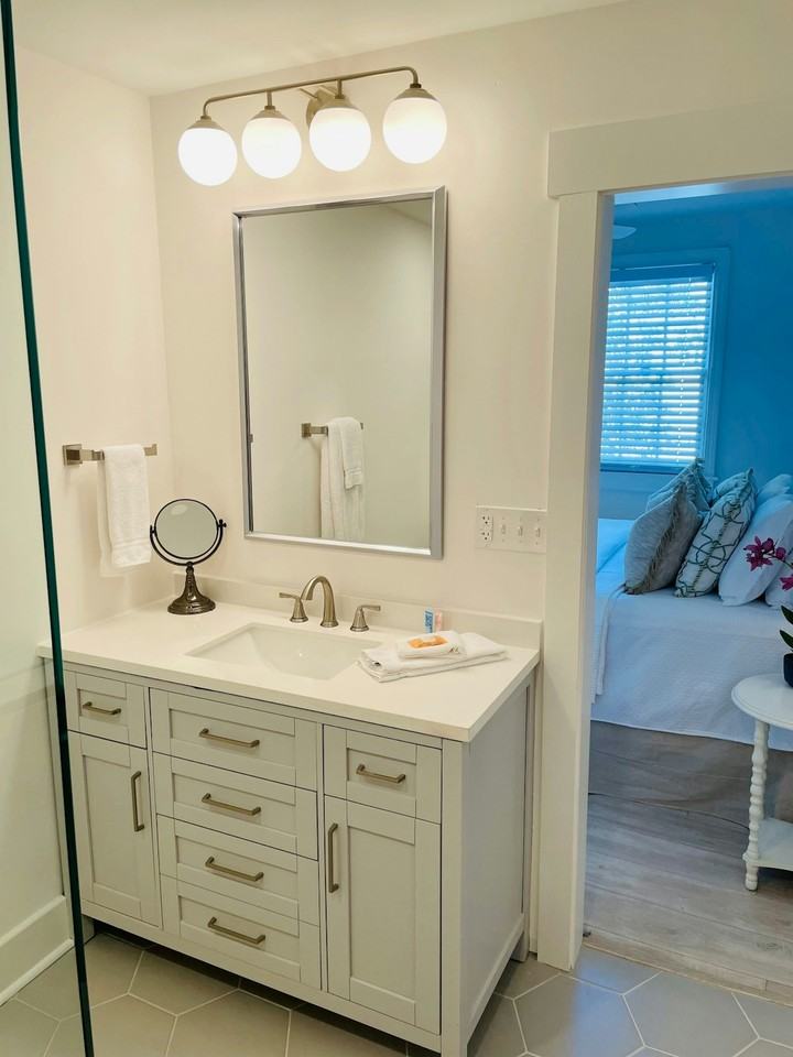 20 Rose Lane, Unit B UPSTAIRS - Photo 6 of 12