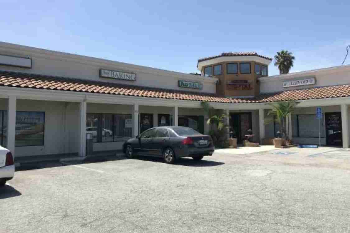 11855 South Inglewood Avenue, Unit 11861 - Photo 2 of 5