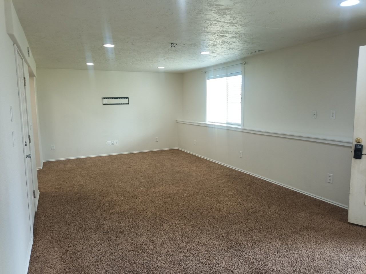 9658 W Heather Rd #1 - Photo 4 of 23