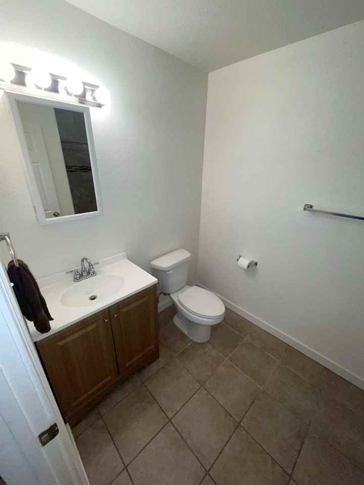 Hillcrest Studios - Photo 5 of 19