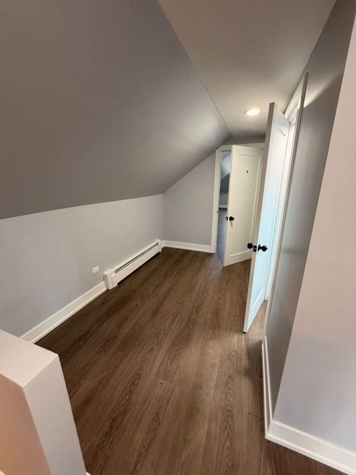 3025 West 54th Place - Photo 3 of 5