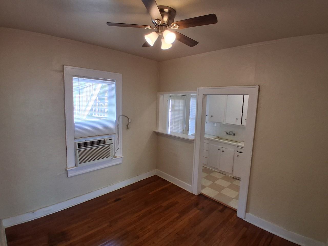 Magnolia Arms Apartments - Photo 4 of 17