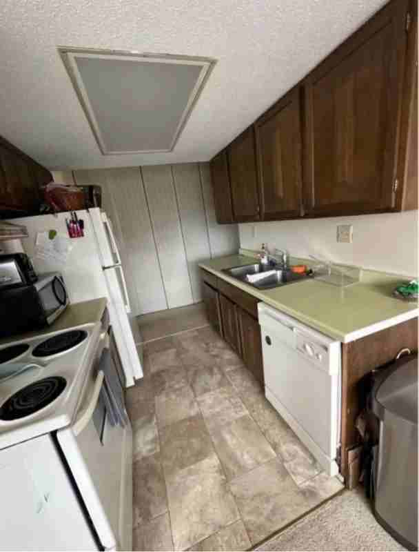 1301 East 4th Street - Photo 4 of 8