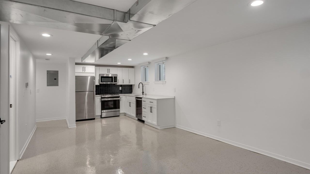 632 Prentis Street - Photo 5 of 19