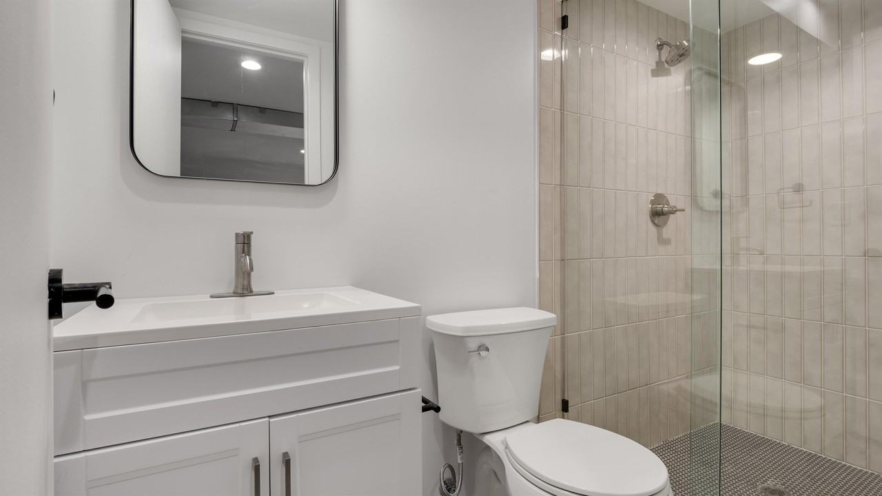 632 Prentis Street - Photo 7 of 19