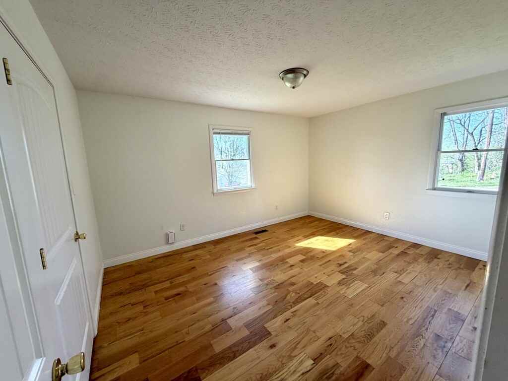 TPO-115 Beecher Street - Photo 5 of 10