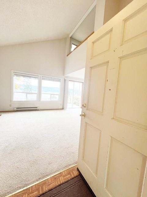 5925 Madrona Avenue Northeast - Photo 2 of 25