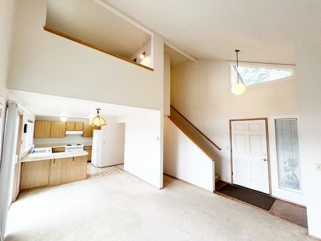 5925 Madrona Avenue Northeast - Photo 4 of 25