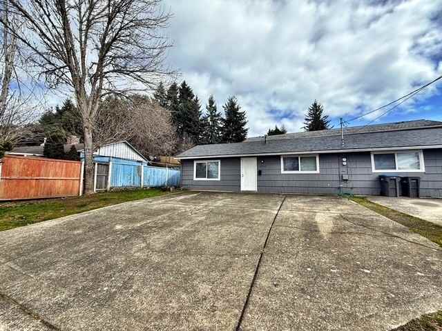 3304 Ward Avenue - Photo 2 of 13