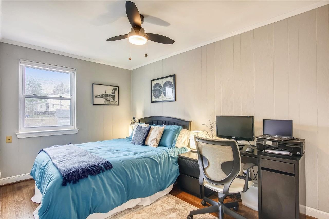 1334 Downing St Ne #1 - Photo 6 of 11