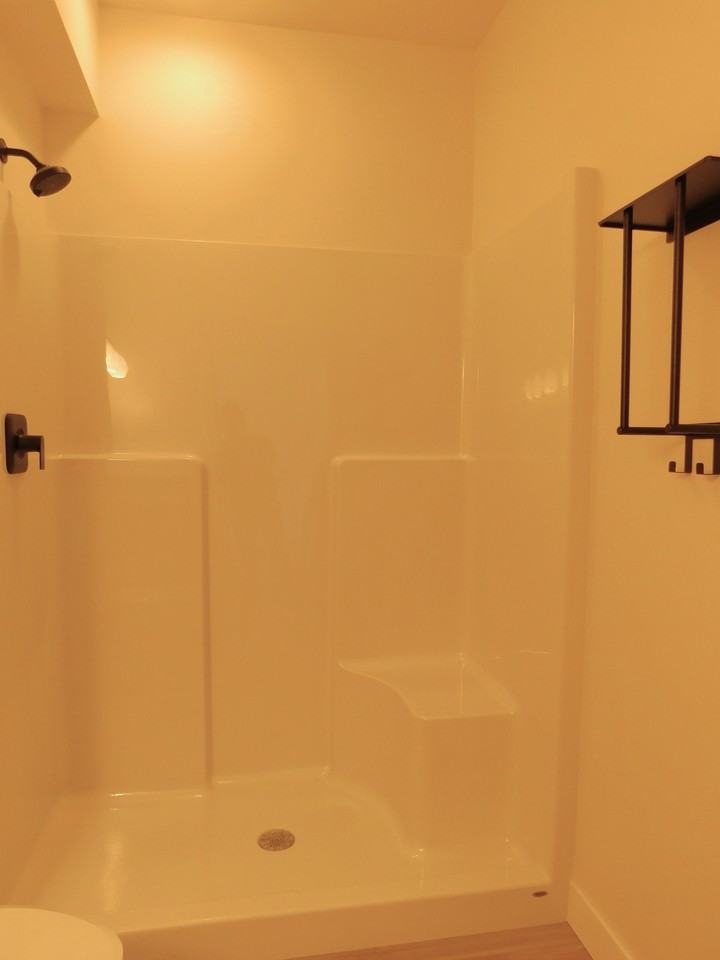 227 Rolling Hill Rd #2 - Photo 5 of 10