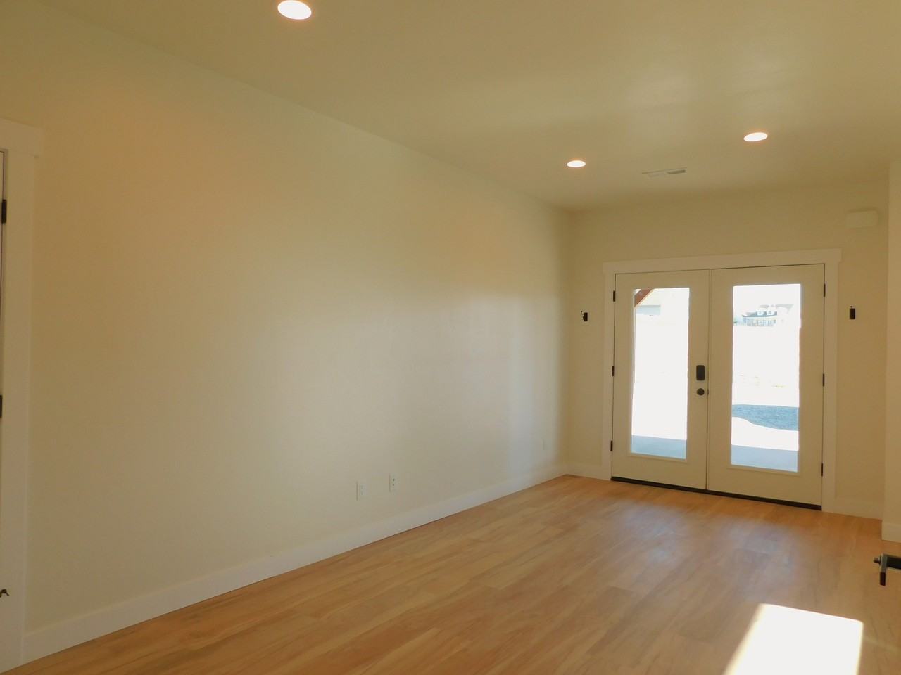 227 Rolling Hill Rd #2 - Photo 6 of 10