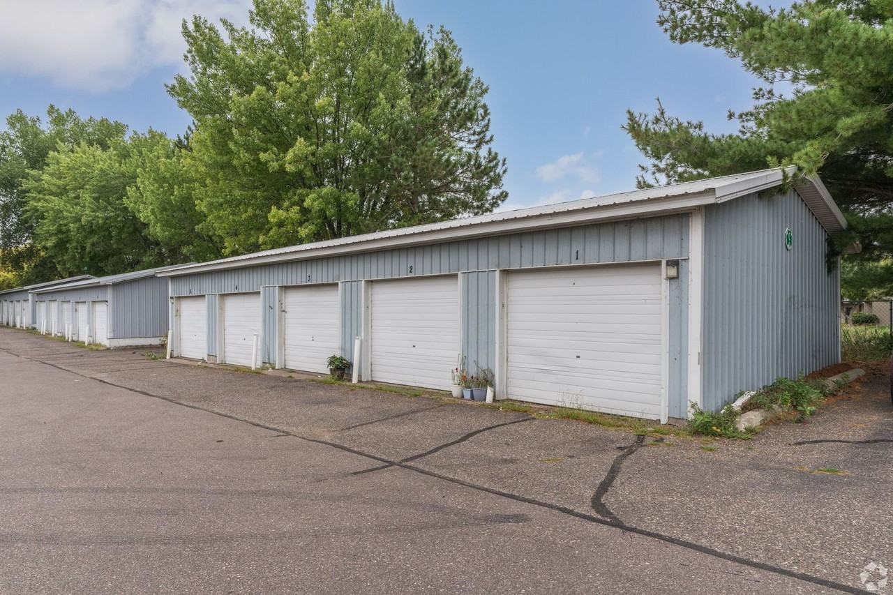 Glen Park Apartments - Photo 3 of 8