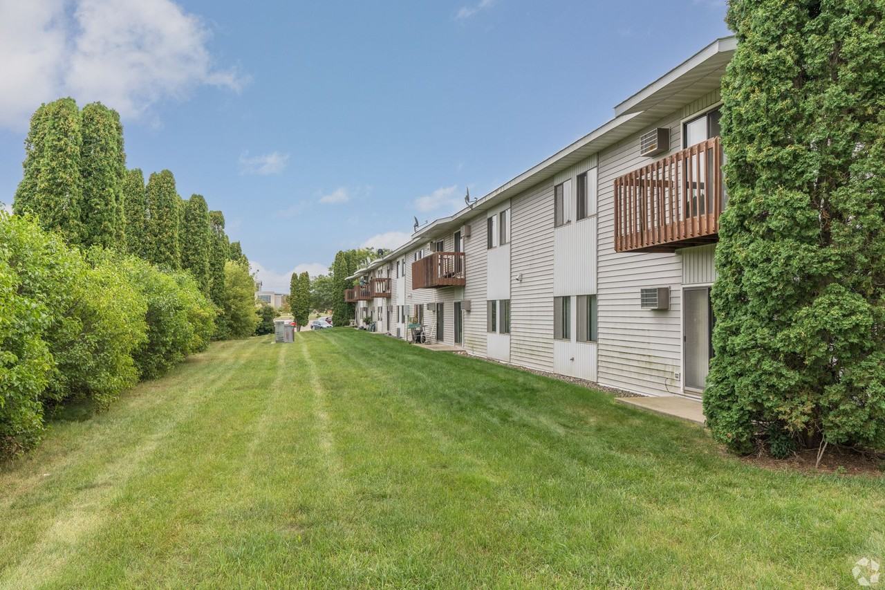 Glen Park Apartments - Photo 7 of 8