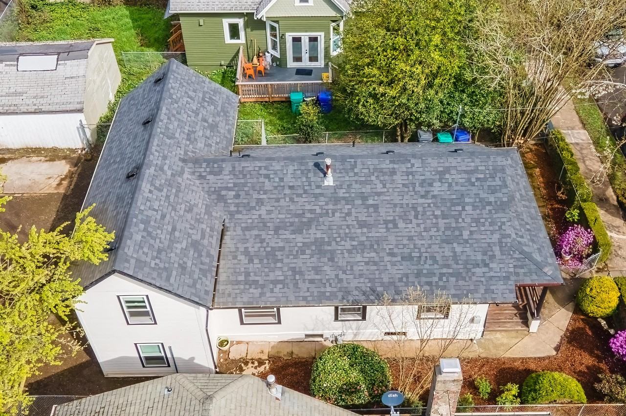 4313 N Kerby Ave #1 - Photo 3 of 37