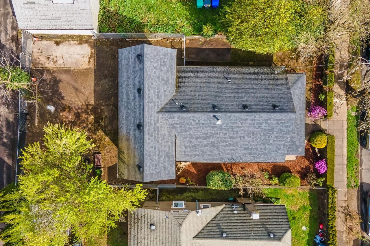 4313 N Kerby Ave #1 - Photo 5 of 37