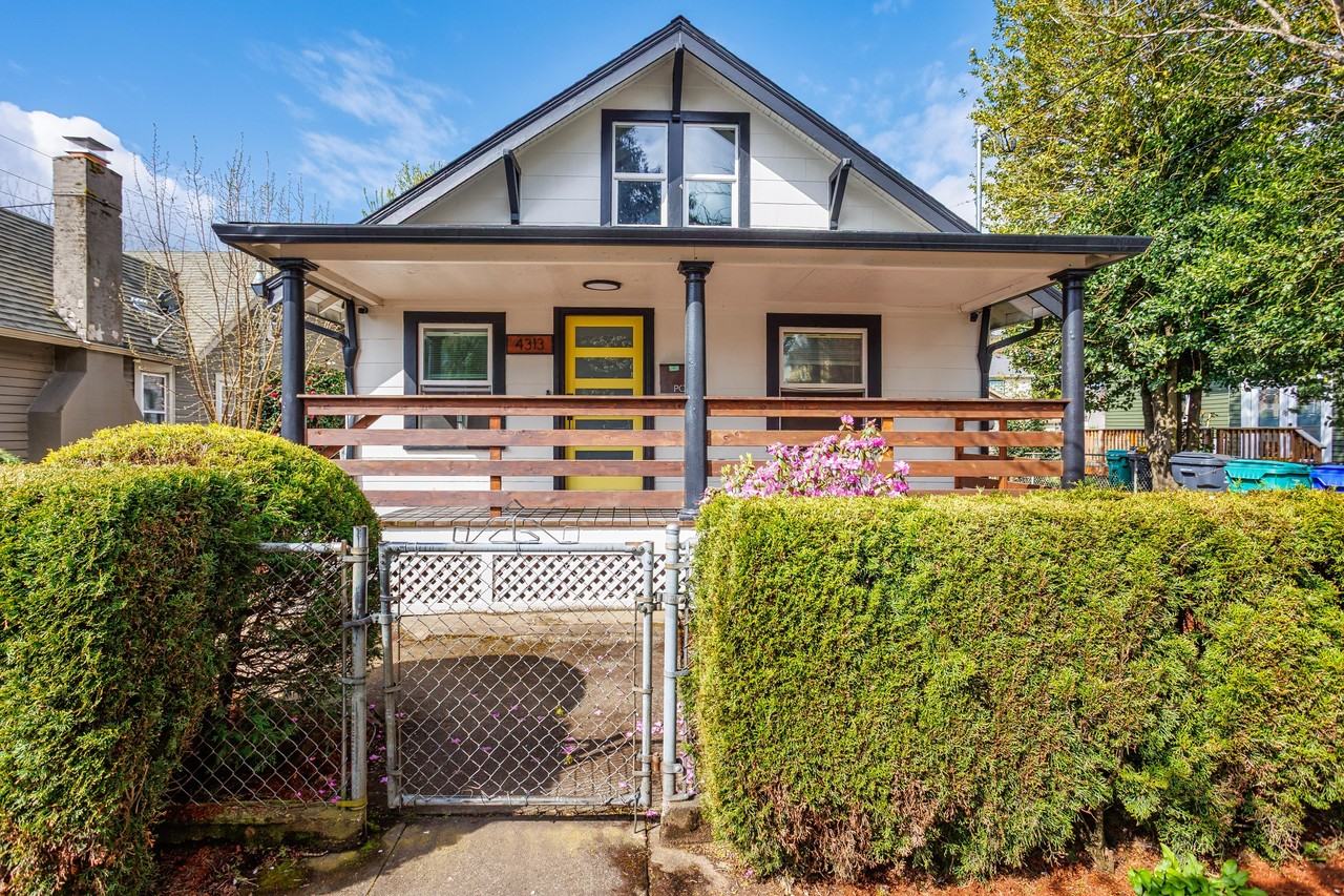 4313 N Kerby Ave #1 - Photo 7 of 37