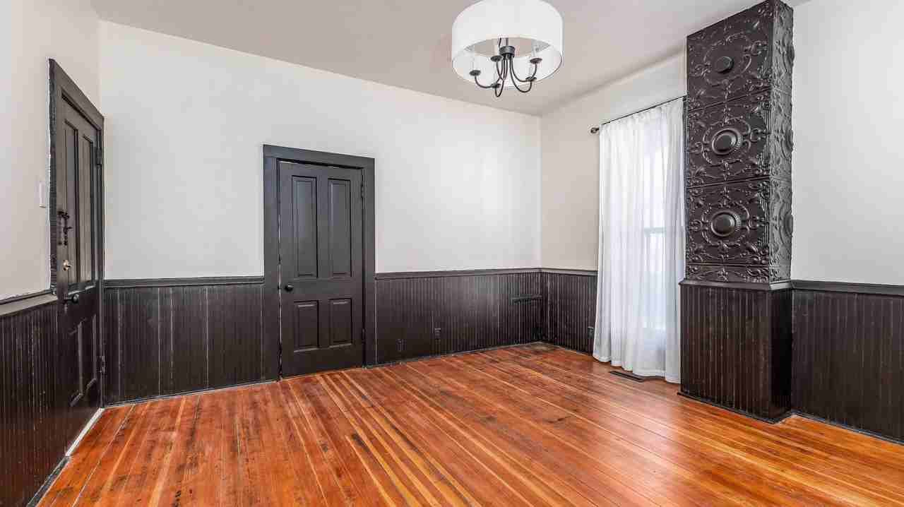 718 W Stephenson St Ofc 1 - Photo 4 of 12