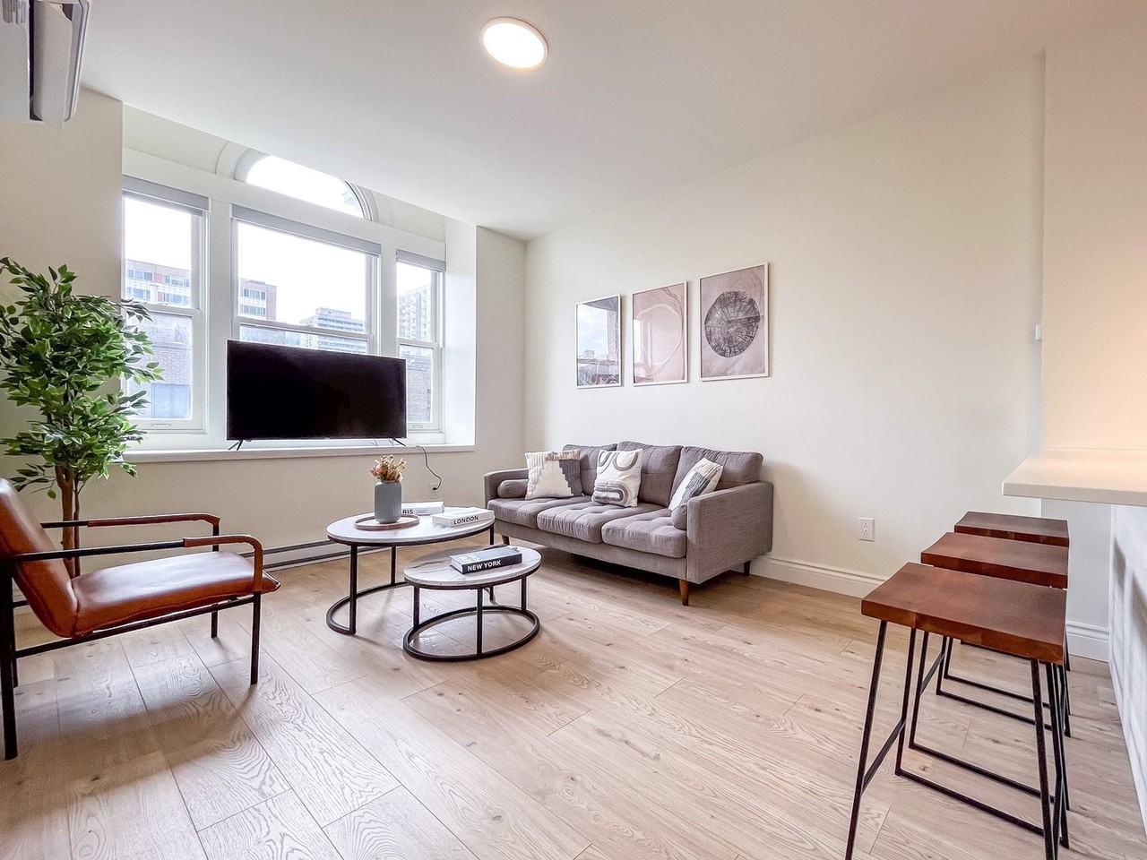 1427 Rue Pierce - Photo 4 of 12