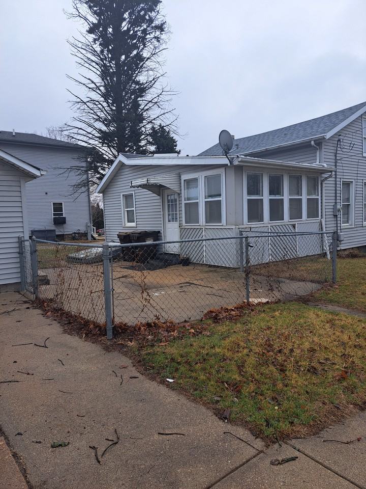 430 West Galena Avenue430 West Galena Avenue430 W. Galena Ave #1 - Photo 3 of 10