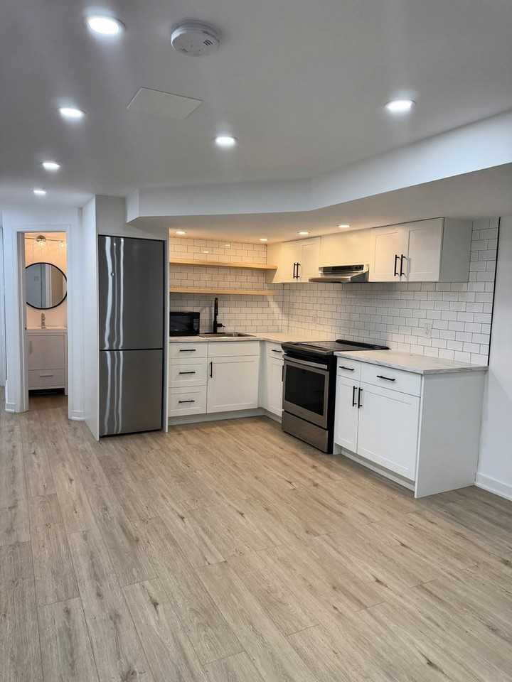 509 Concord Ave - Photo 3 of 12