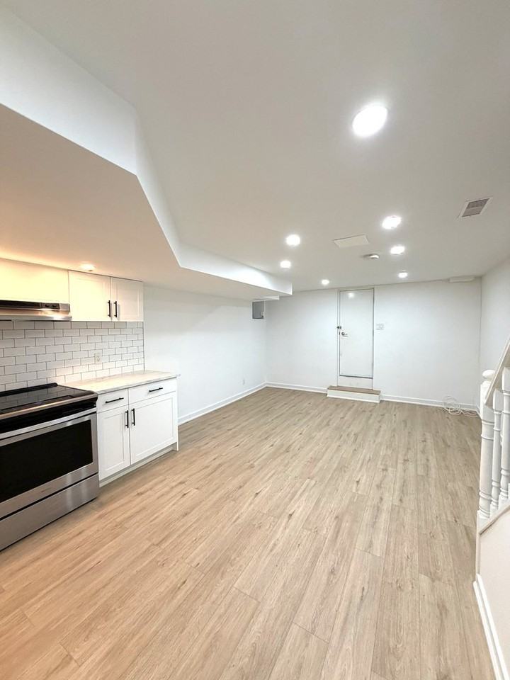 509 Concord Ave - Photo 4 of 12