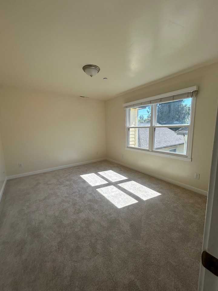 108 Myrtle St #108 - Photo 6 of 12