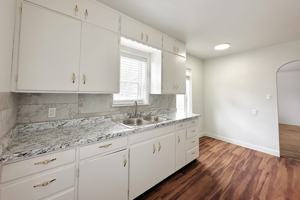 featured image of 1333 N Main St