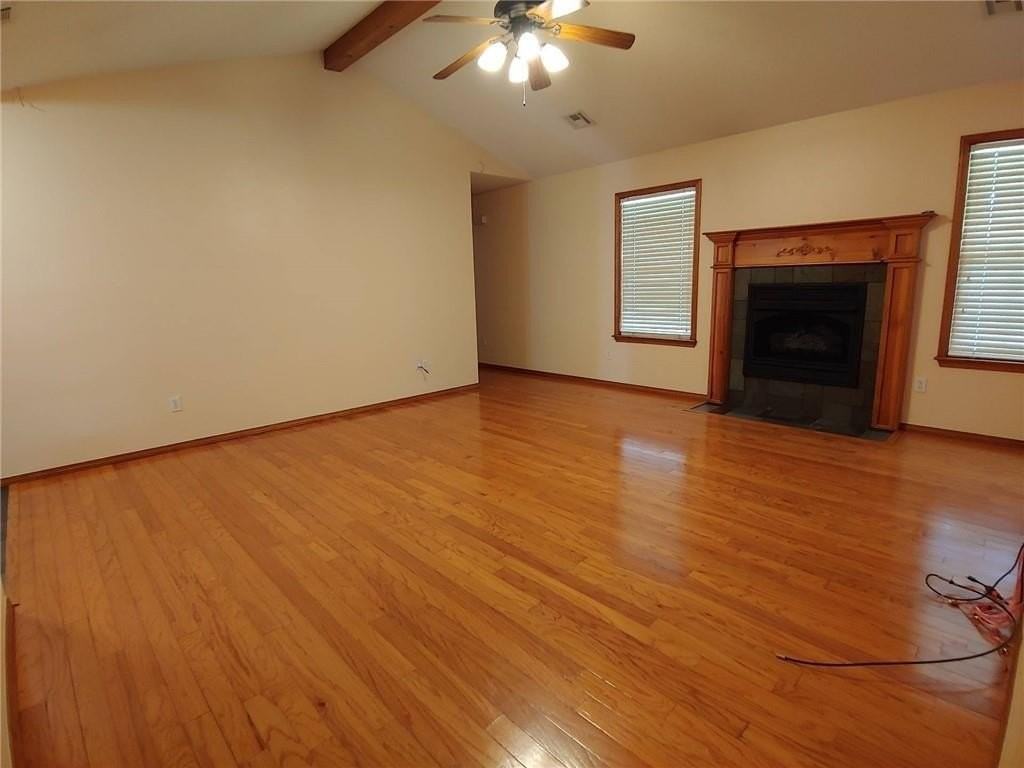 2112 Ford St - Photo 2 of 14