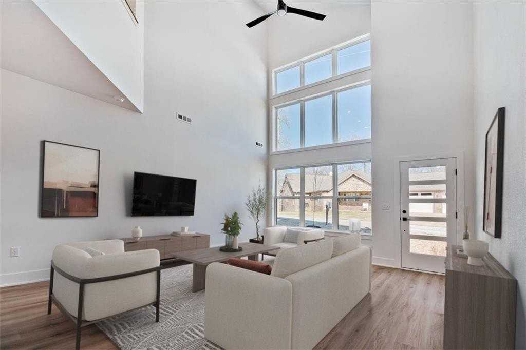 4 Savidge Cir - Photo 2 of 25