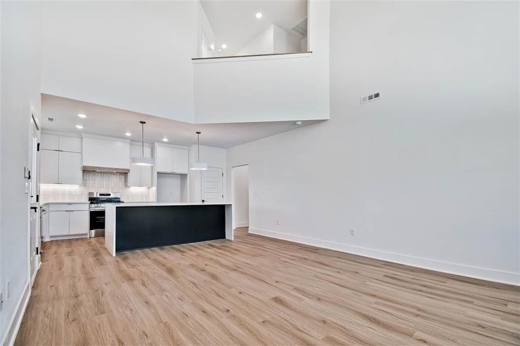 4 Savidge Cir - Photo 4 of 25