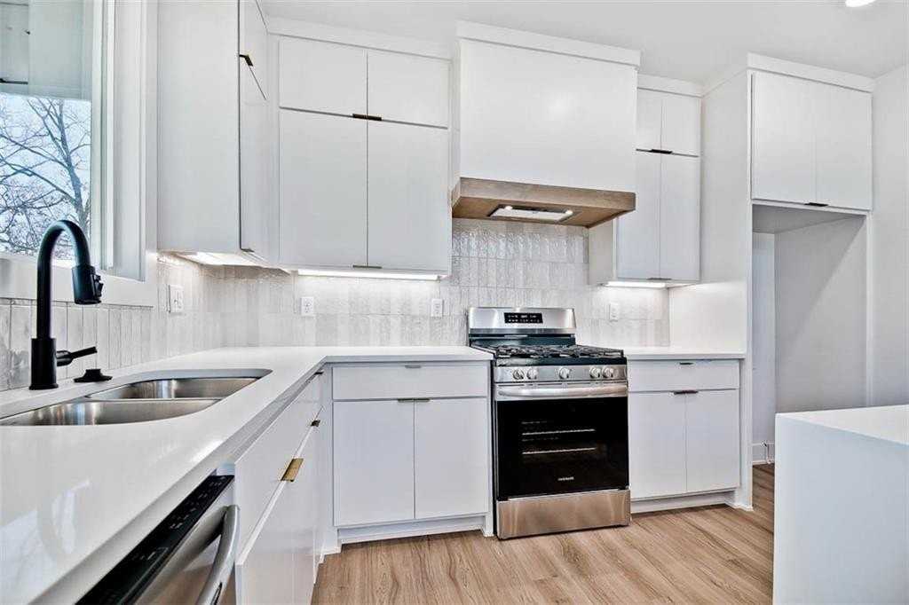 4 Savidge Cir - Photo 7 of 25