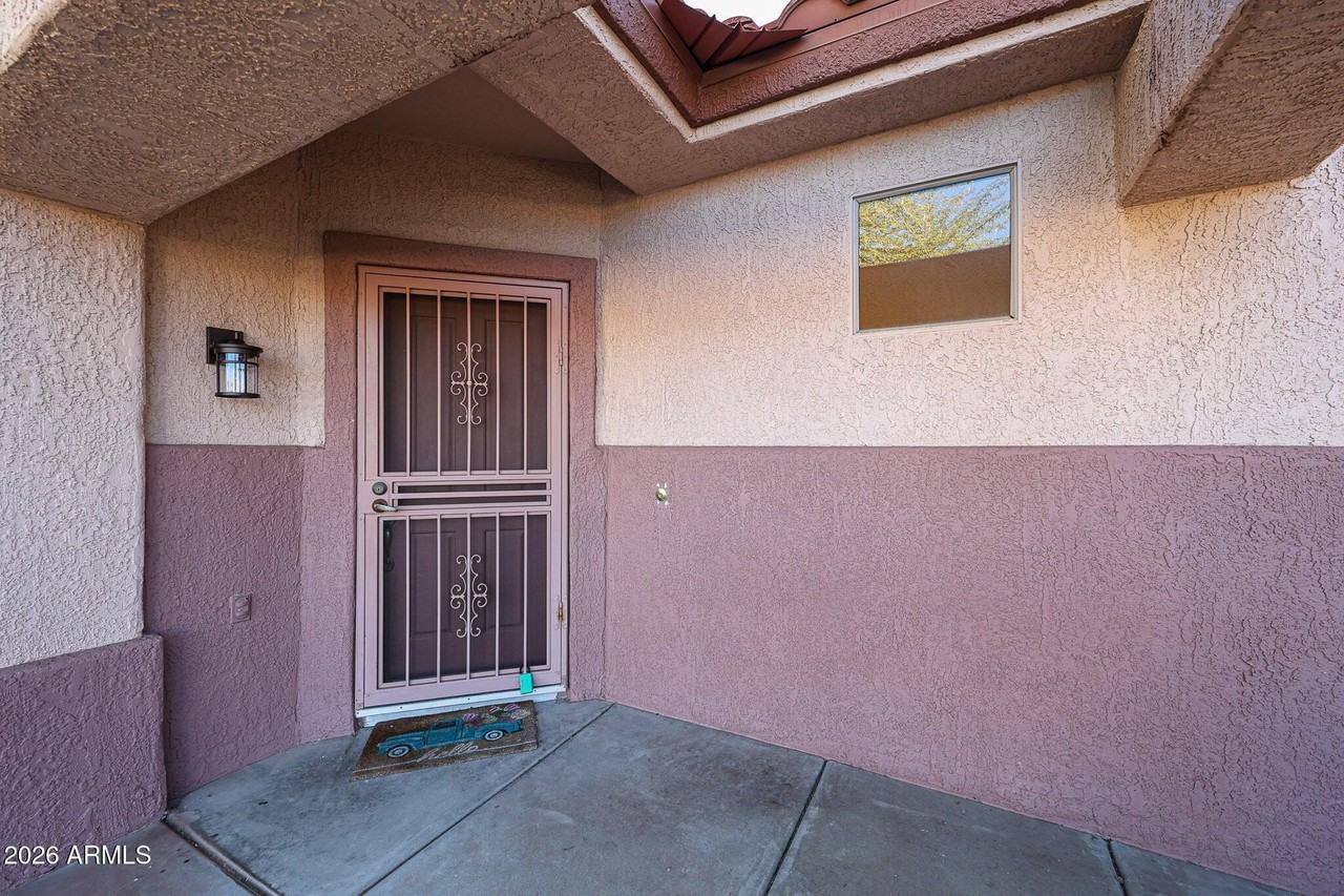 16149 W Quail Creek Ln - Photo 4 of 48