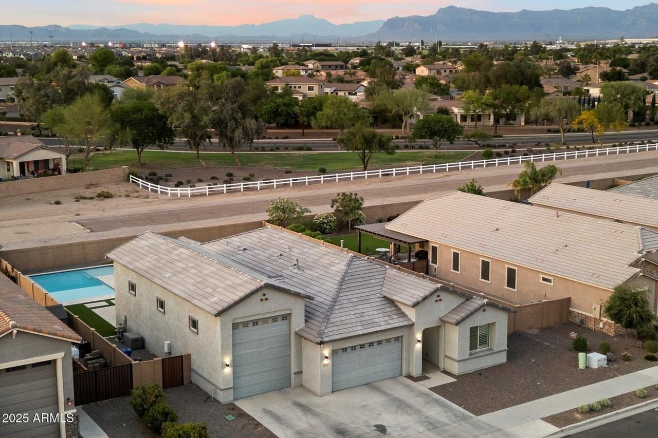 20954 E Camacho Ct - Photo 2 of 35