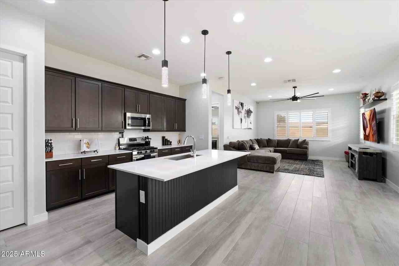 20954 E Camacho Ct - Photo 5 of 35