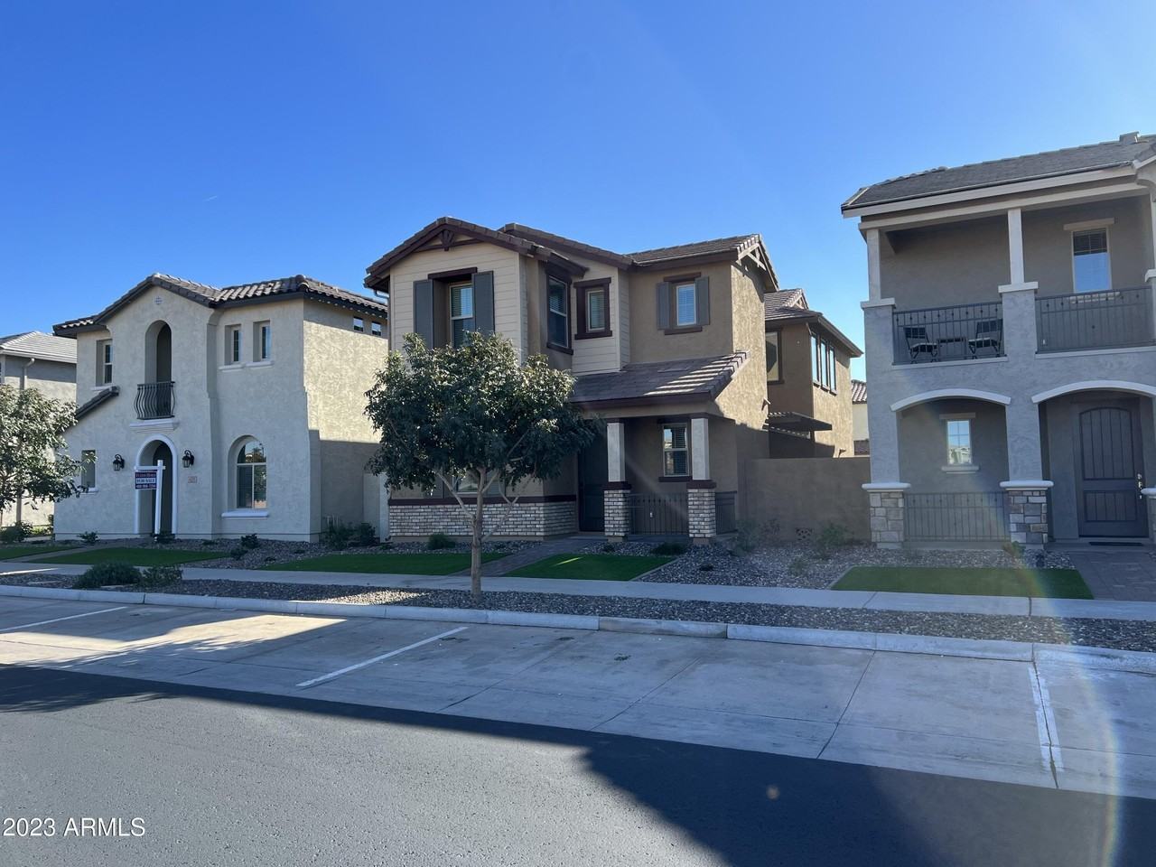 4289 E Jones St - Photo 4 of 48