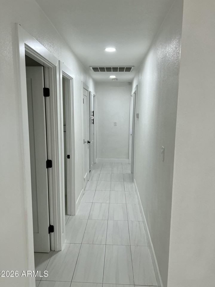 8738 E Starlight Way - Photo 5 of 12